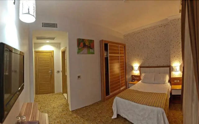 Adnan Bey Hotel