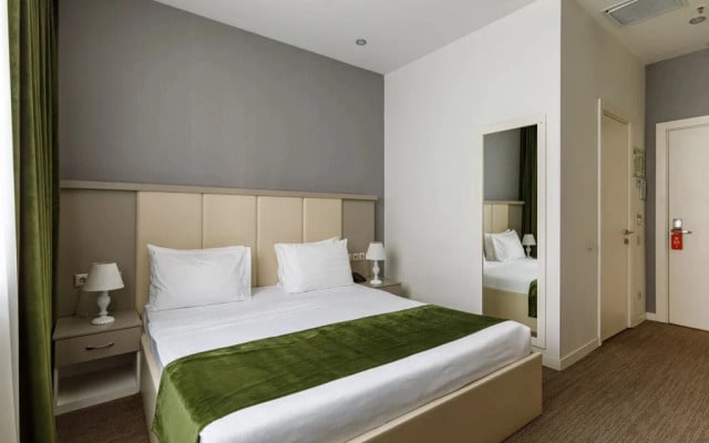 Hotel 99 on Noviy Arbat
