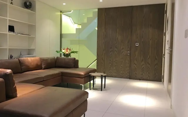 London Luxury Villas