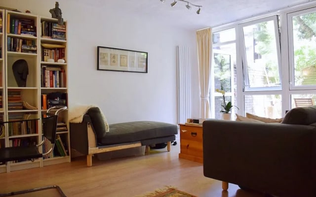2 Bedroom Home in Angel