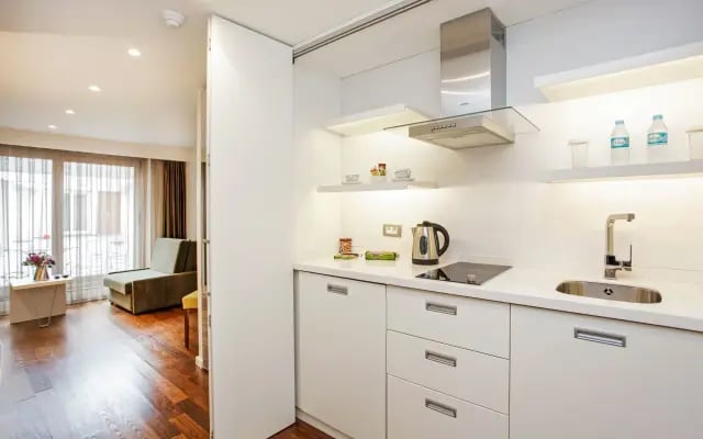 Nish Istanbul Suites & Hotel