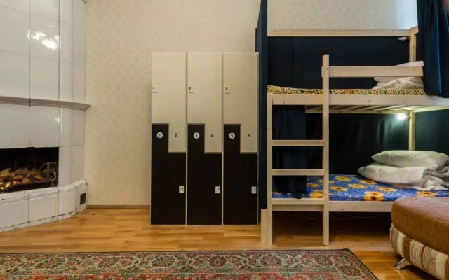 iHostel
