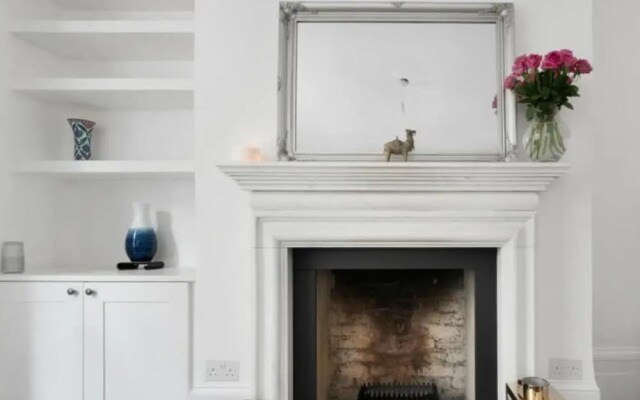 Centrally Located, Stunning 3bed 2bath, SE1
