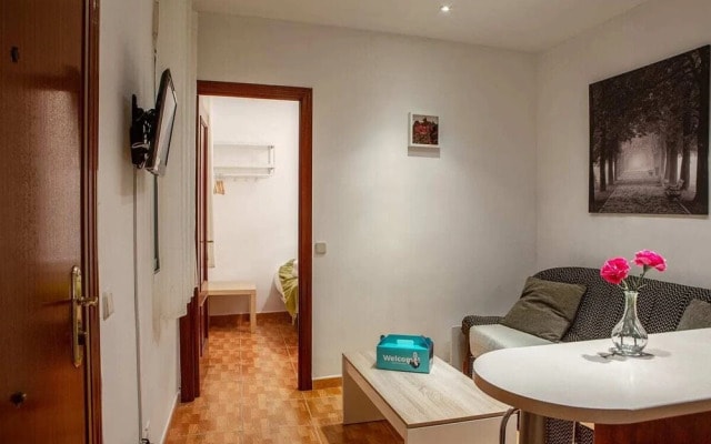 Lovely 2 Bed Apt next to Retiro