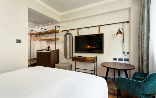 Отель DoubleTree by Hilton Rome Monti