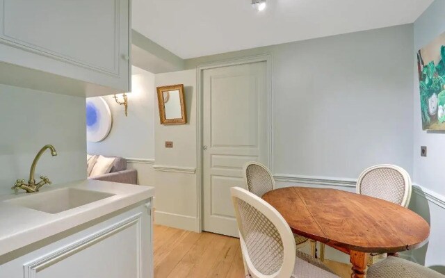 Pick A Flat's Apartments in Saint Germain - Paul-Louis Courier