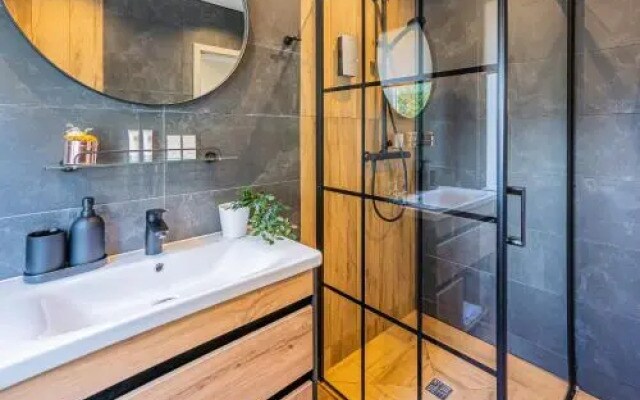 Tamara Suites Apartments