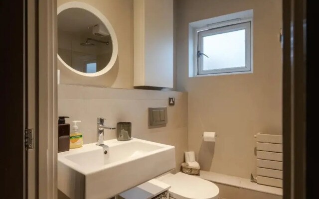 GuestReady - Cosy 2BR Home in Vibrant Angel