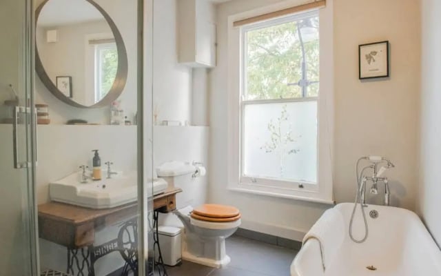 Rustic 1 Bedroom Peckham Flat