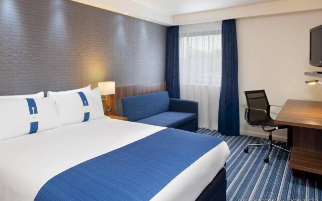 Holiday Inn Express London City by IHG