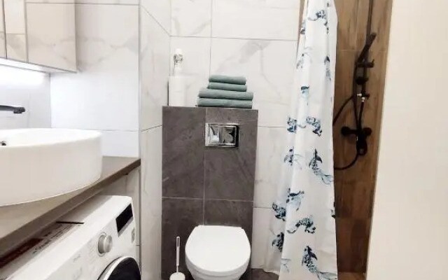 Stylish Chopin Apt near Central Station/Old Town