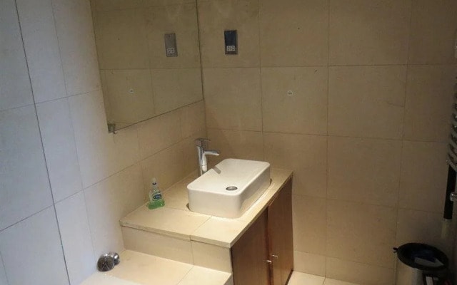 4 Star Piccadilly