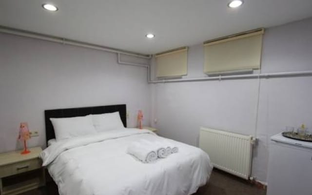 More Residence 2