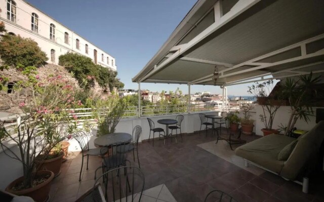Topkapi Apartments