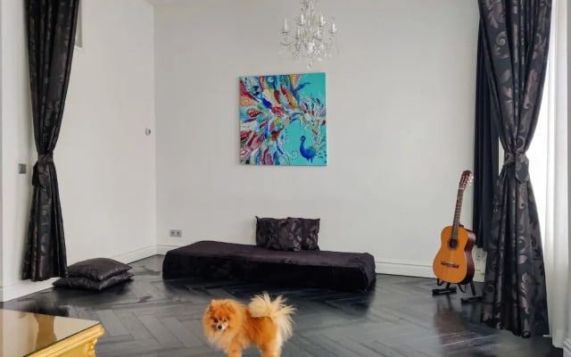 L'Home Apartment