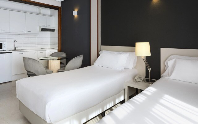Apartamentos Sercotel Togumar