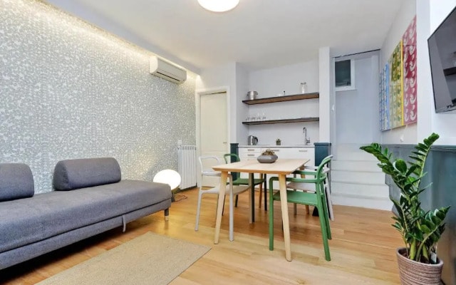 Vittoria Colonna Apartment