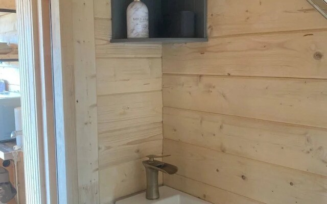 Captivating 1-bed Lodge in Chesterfield