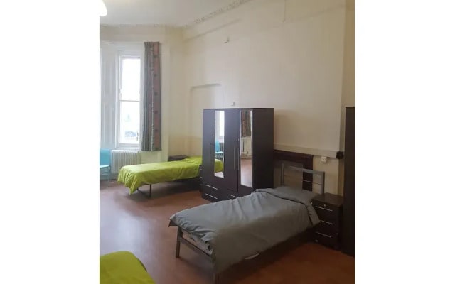 Halpin House - Hostel