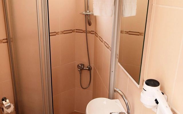 Marine House Boutique Hotel