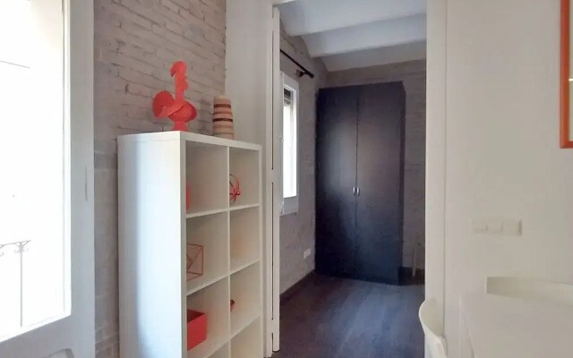 Barceloneta Apartment With Balcony