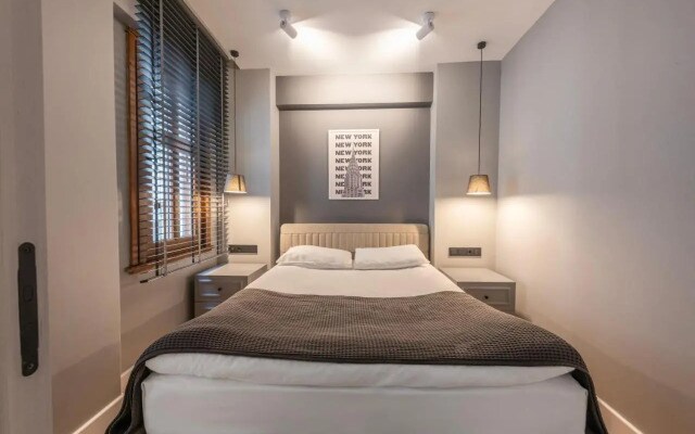 Bguest Pera Suites