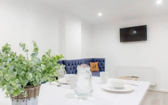 Host Apartments Fleet Nightlife III