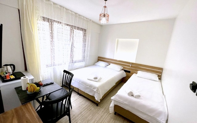 Menesa Hotel