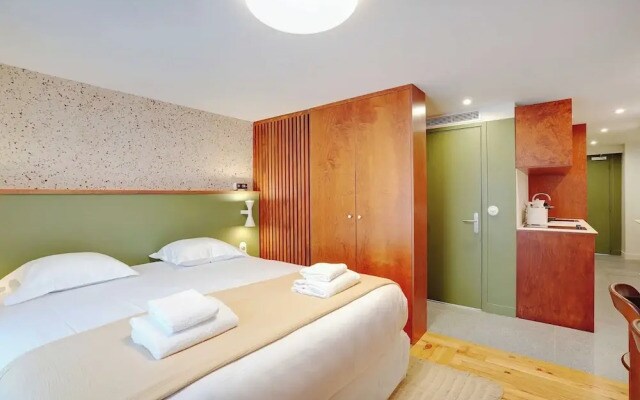 Intimate Studio 2P Folie mericourt