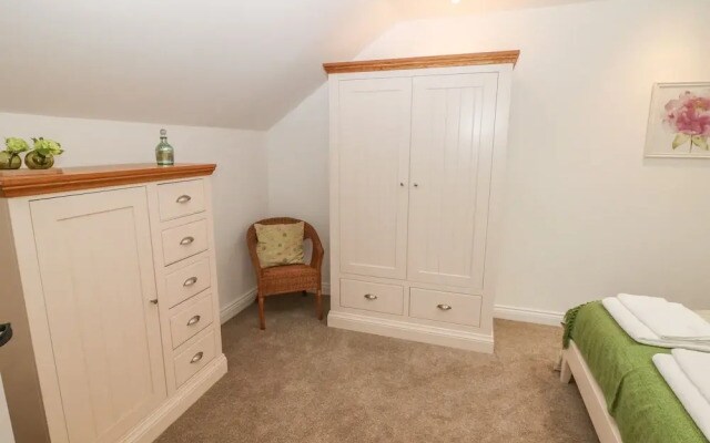 Chestnut Cottage