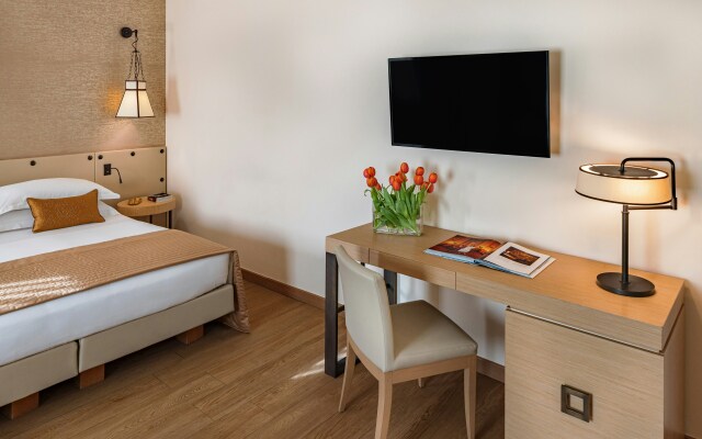 Отель Starhotels Metropole