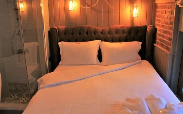 216 North Hotel & Wellness-Spa