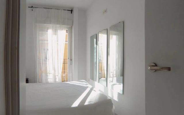 Apartamento de 2 Habitaciones en Puerta del Angel AZ2EXC
