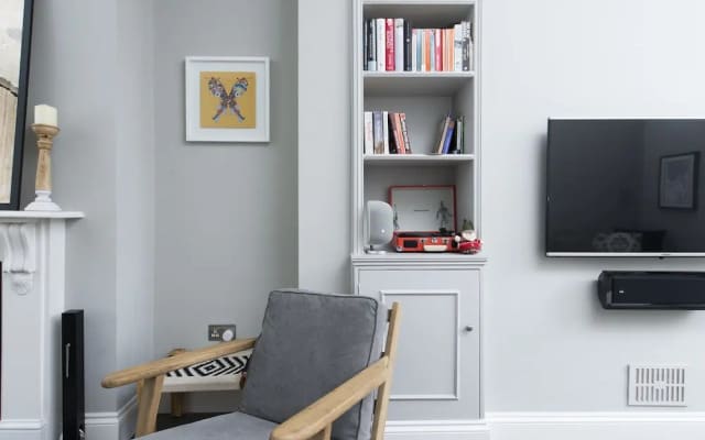 Stylish and Spacious 2BR House in Hammersmith