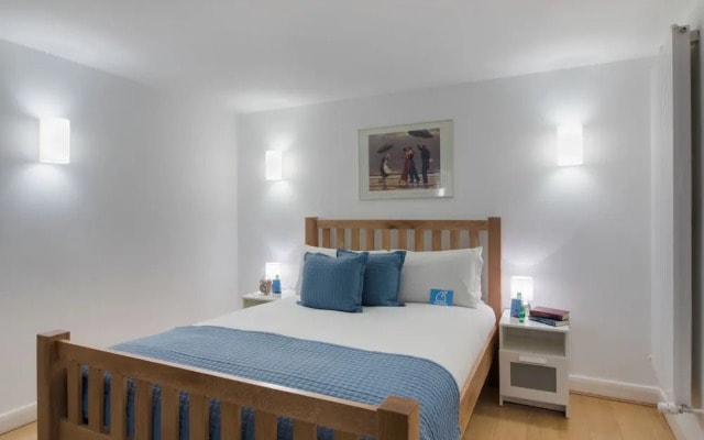 Spacious New Kings Road Nest