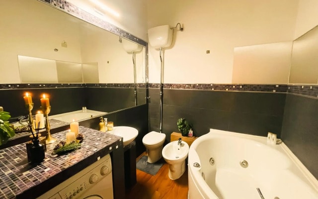 Trevi Fountain Luxury Guest House