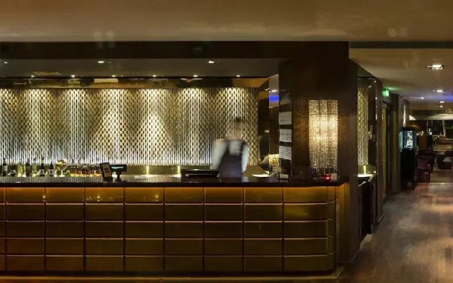 Ararat All Suites Hotel