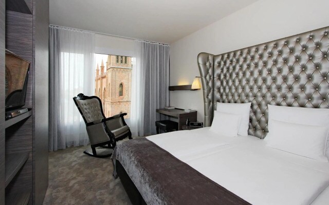Отель Arcotel John F 