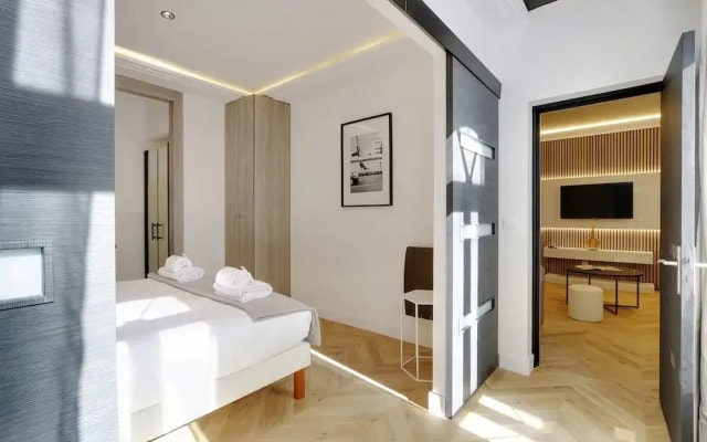 The Upper Marais Superb Apartment for 6 People