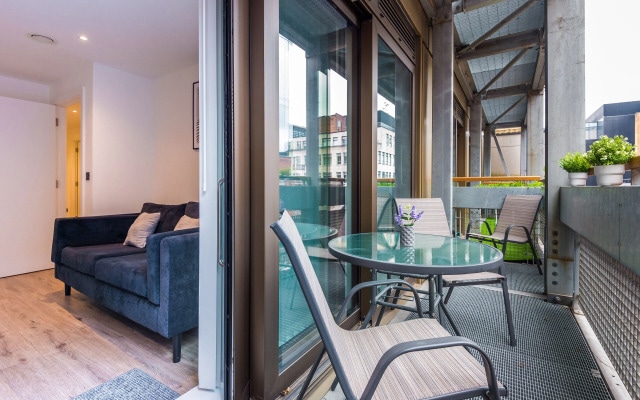 Hilltop Serviced Apartments - Piccadilly