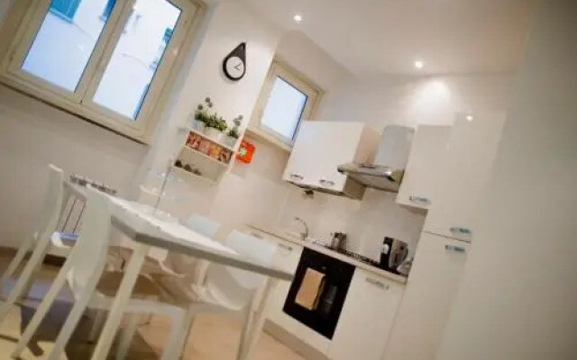 B&B Monumental Rhome
