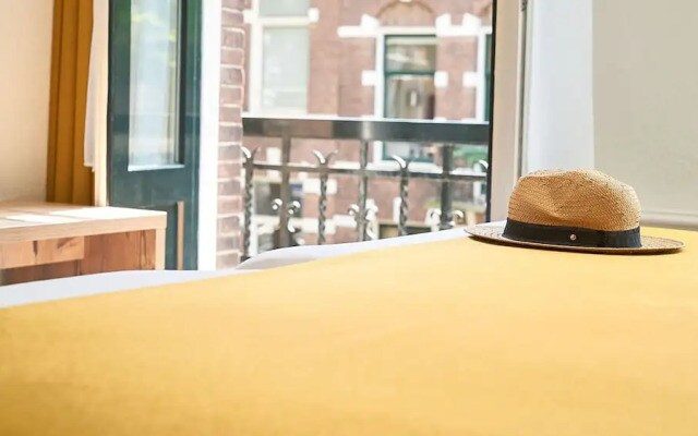 Asterisk Hotel