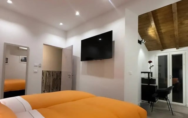 Foffo Suite