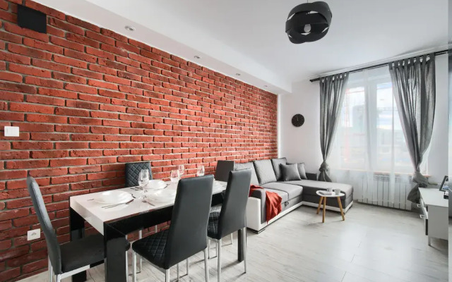 Chmielna Central Warsaw Apartment