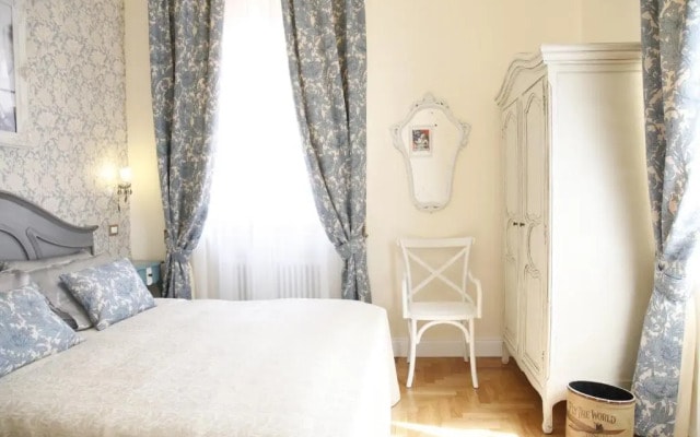 Bed and Breakfast 30