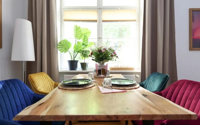 4 Personen Altbau nahe Kurfürstendamm