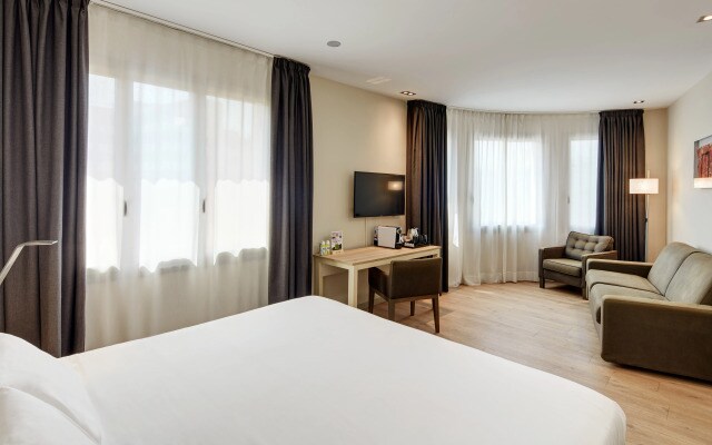 Отель Sercotel Amister Art