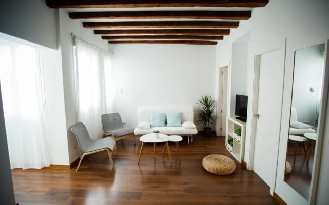 Plaza Mayor Flats
