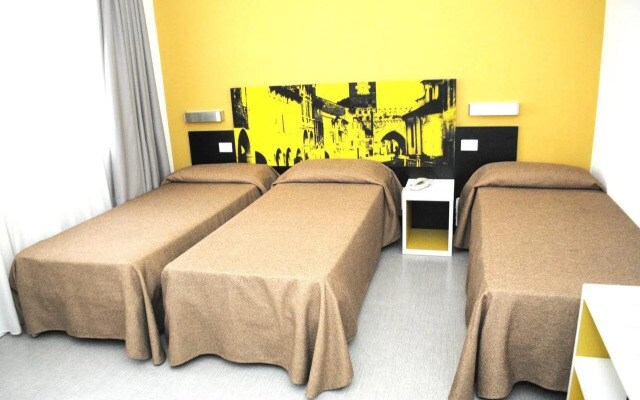 Hotel Mondial