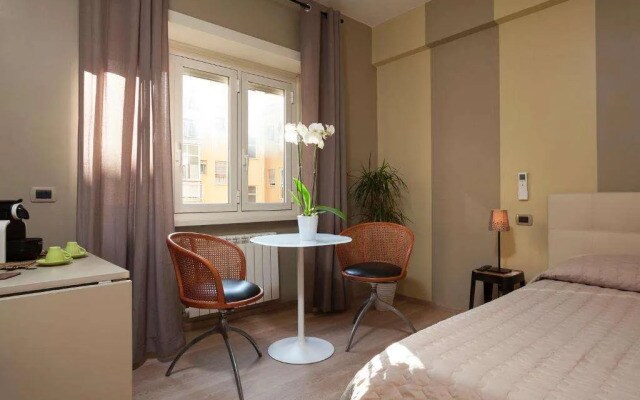 Alex's Guest House
